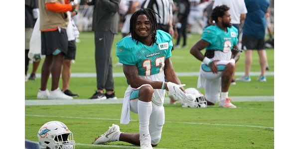 Jaylen Waddle demostró la visión correcta de los Miami Dolphins al seleccionar jugadores